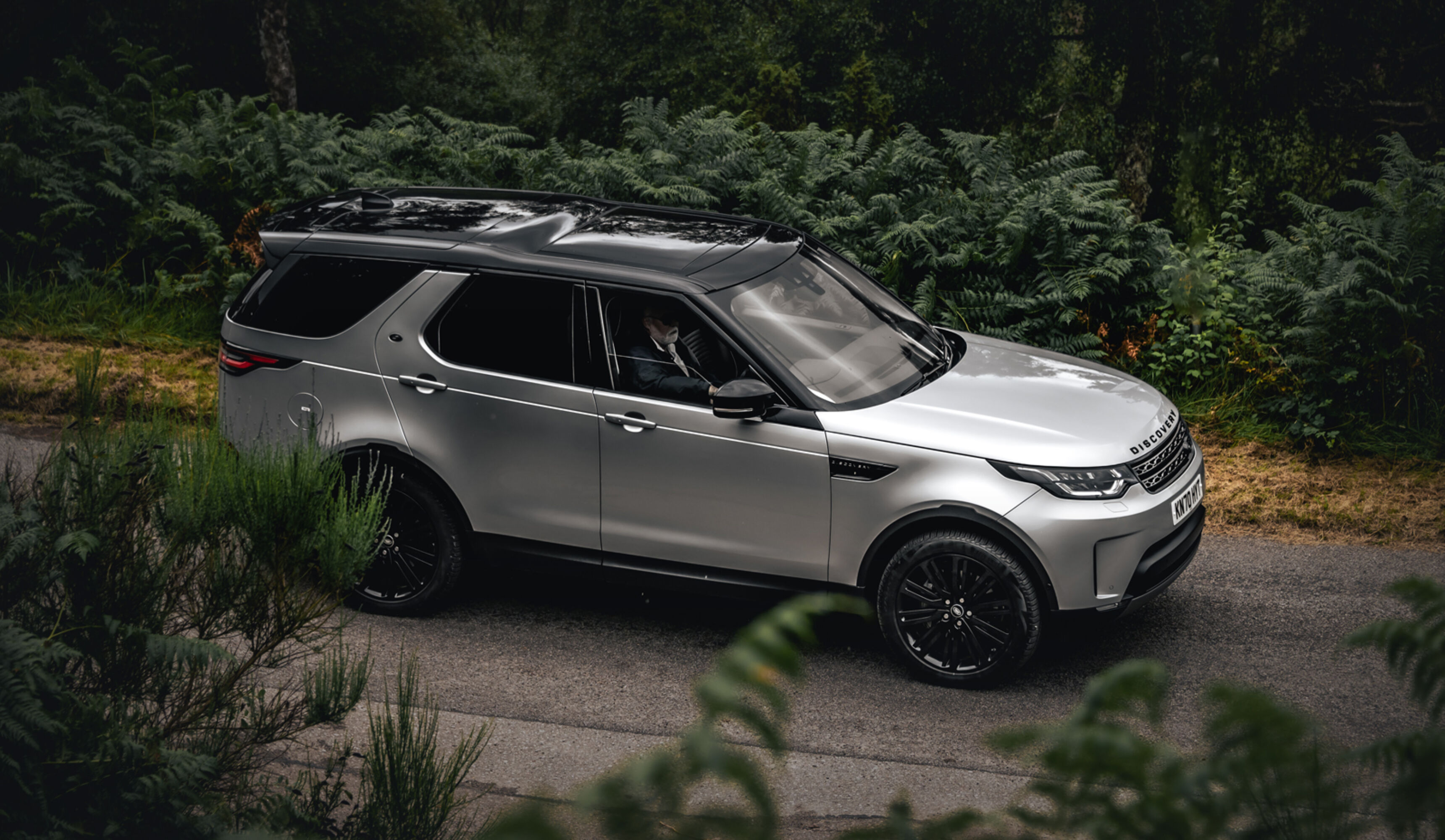 Land Rover Discovery 5